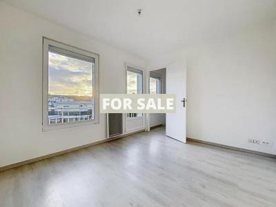 Town House with Neat Garden