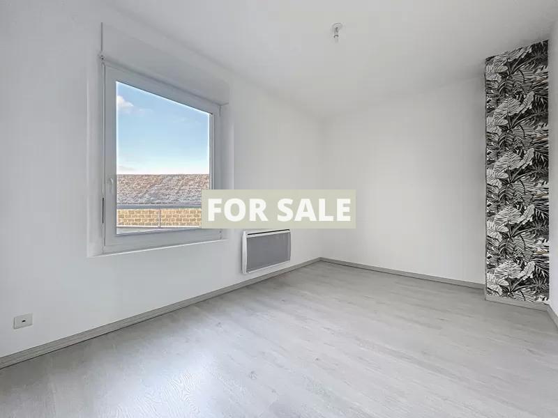 Town House with Neat Garden