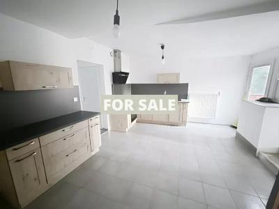 Large House in Great Location with Garden