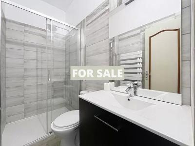 Large House in Great Location with Garden