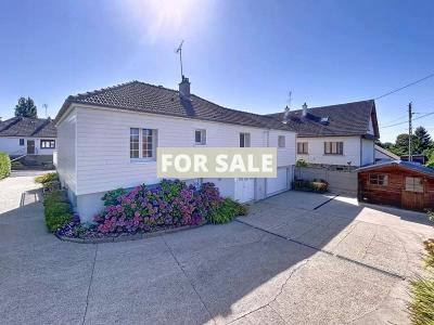 Detached House with Garden