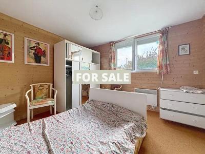 Detached House with Landscaped by the Coast