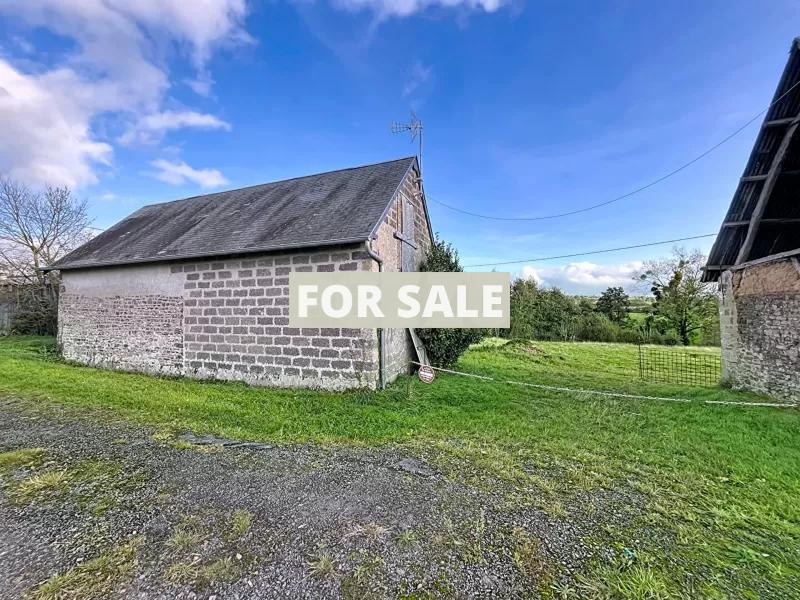 Detached Country House with Outbuilding