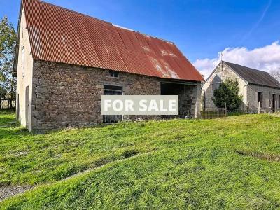 Detached Country House with Outbuilding