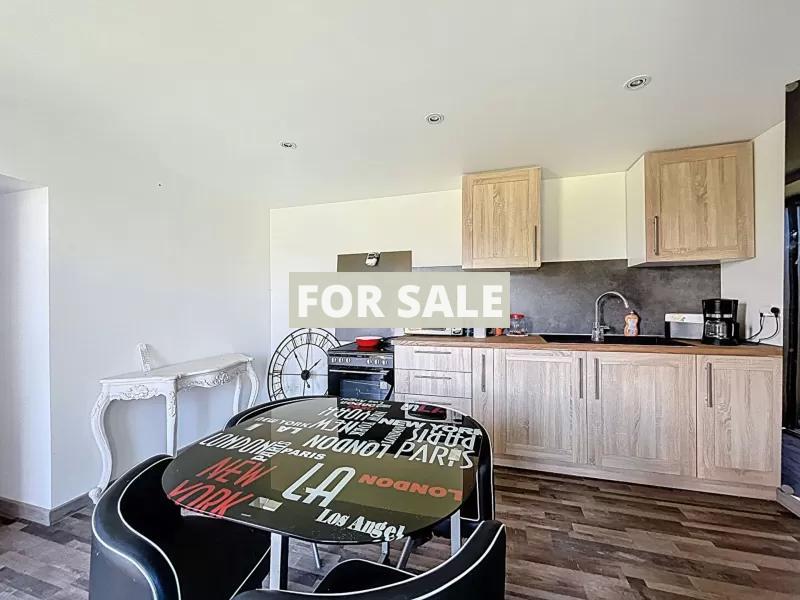 Detached Country House with Outbuilding