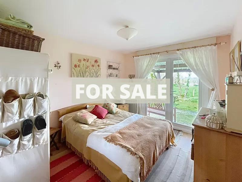 Detached Country House with Landscaped Garden