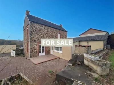 Detached House with Garden
