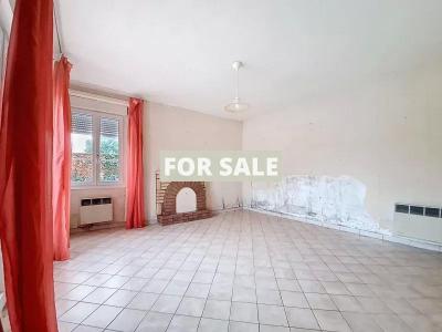 Detached House with Garden