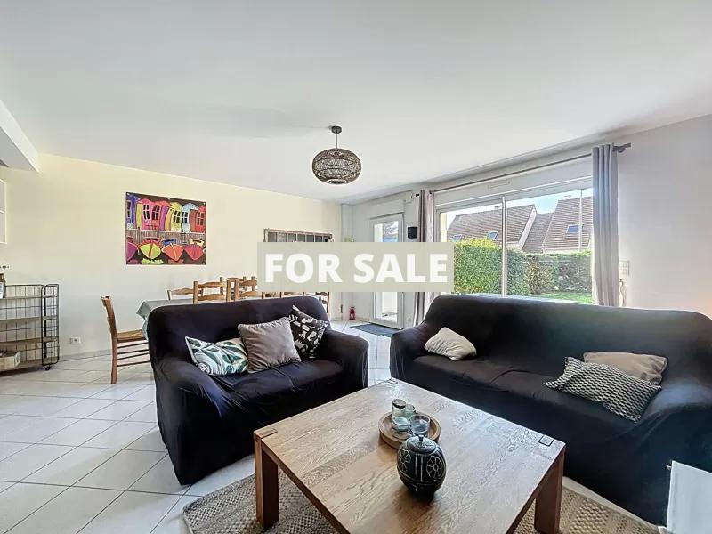 Modern House Close To The Coast