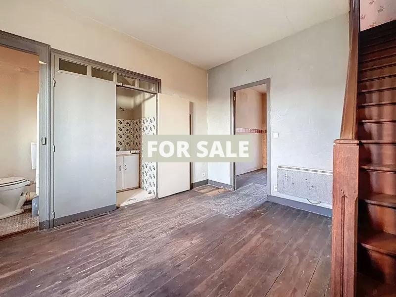 Traditional House with Garden by the Coast