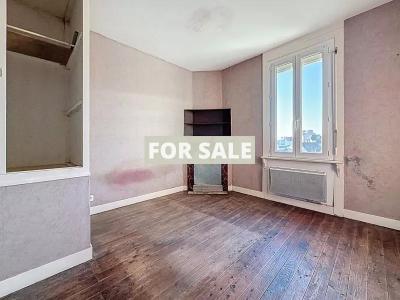 Traditional House with Garden by the Coast