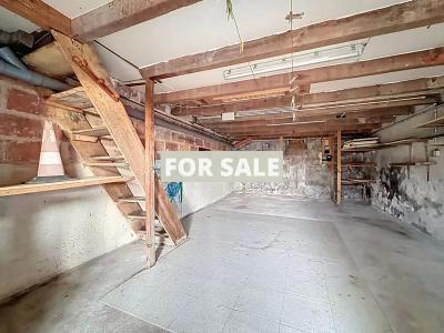 Traditional House with Garden by the Coast