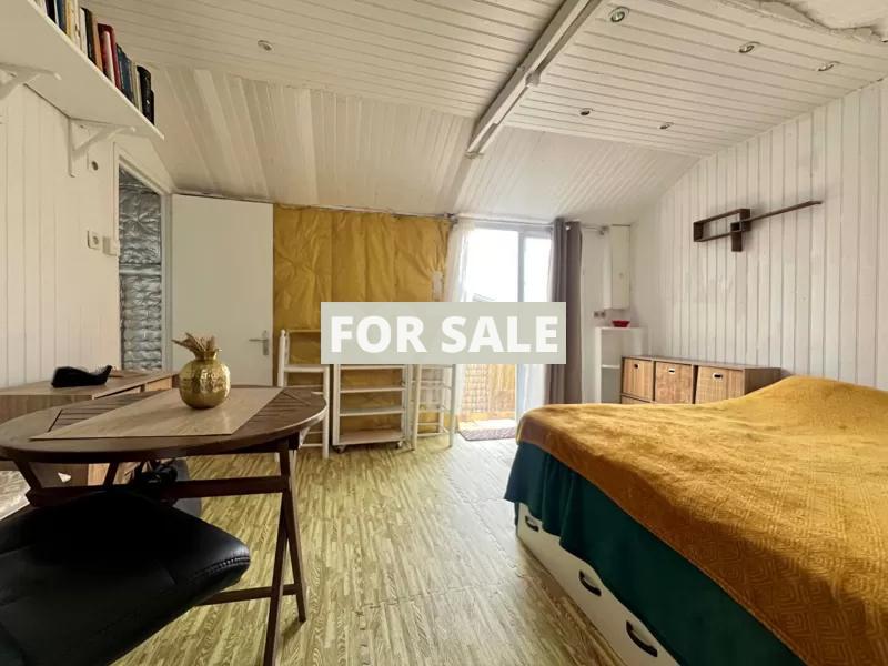 Coastal Cottage with Sea View, Ideal Holiday Home