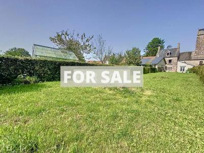 Detached House with Garden by the Coast