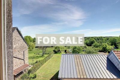Detached House with Garden by the Coast