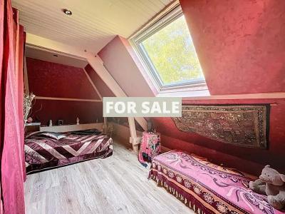 Beautiful Detached House in the Lovely Garden