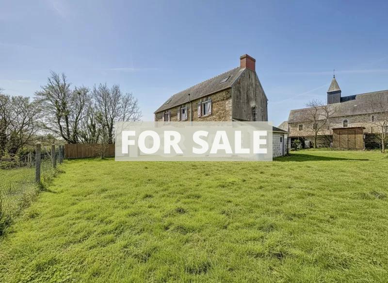 Detached House with Garden in Rural Village