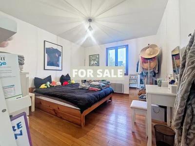 Detached House with Garden by the Coast