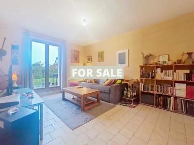 Detached House with Garden by the Coast