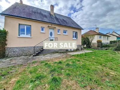 Detached House with Garden