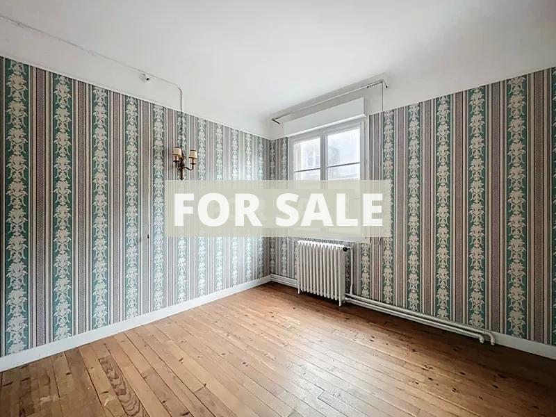 Town House in Good Order