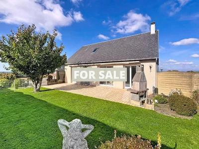Detached House with Landscaped Garden