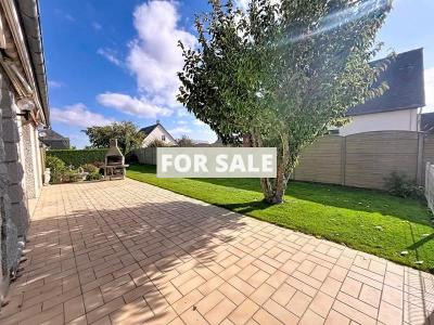 Detached House with Landscaped Garden