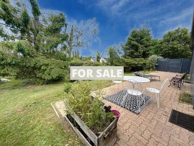 Detached House with Garden