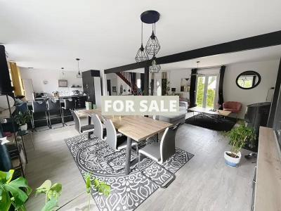 Detached House with Garden