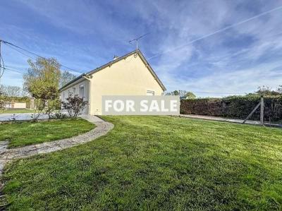 Detached House with Garden