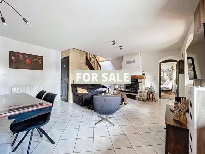 Detached Country House with Open Views