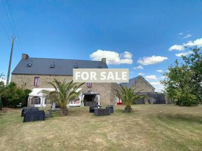 Farm House, Guest Gite and Outbuilding near Mont-St-Michel