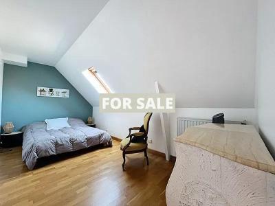 Stunning Property in 2.7 Hectares by Lake Dathee