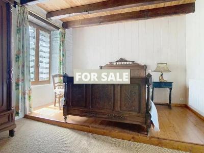 Detached Country House with Outbuilding