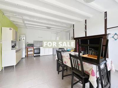 Traditional House with Garden in the Countryside