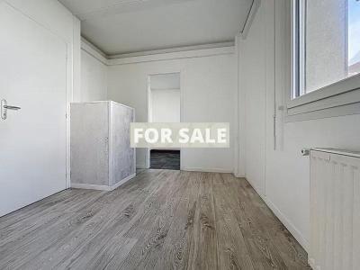 Detached House with Landscaped Garden