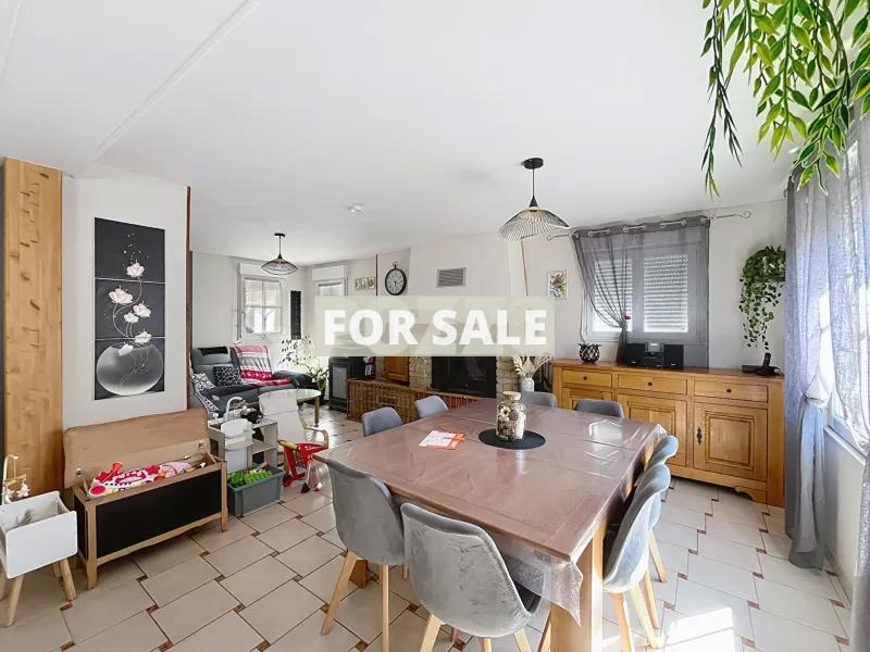 Delightful Cottage Style Property in Popular Village