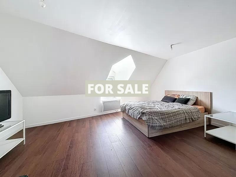 Town House in Good Order in Coastal Resort