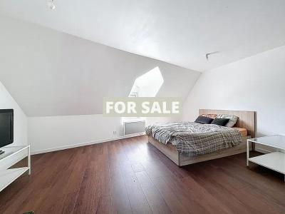 Town House in Good Order in Coastal Resort