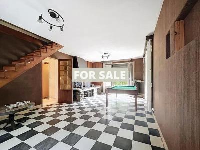 Detached House with Garden