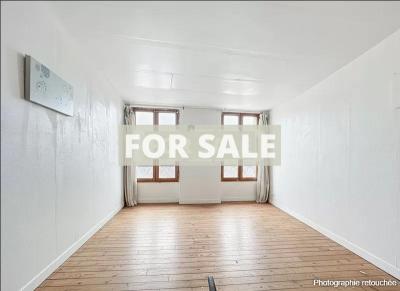 Large Detached House with Garden