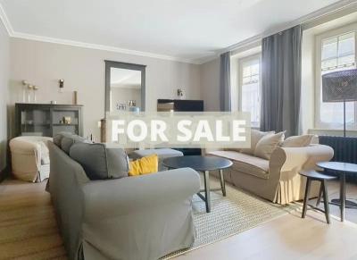 Well Appointed Traditional House with Garden