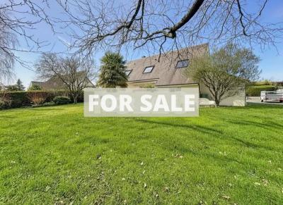 Detached House with Landscaped Garden