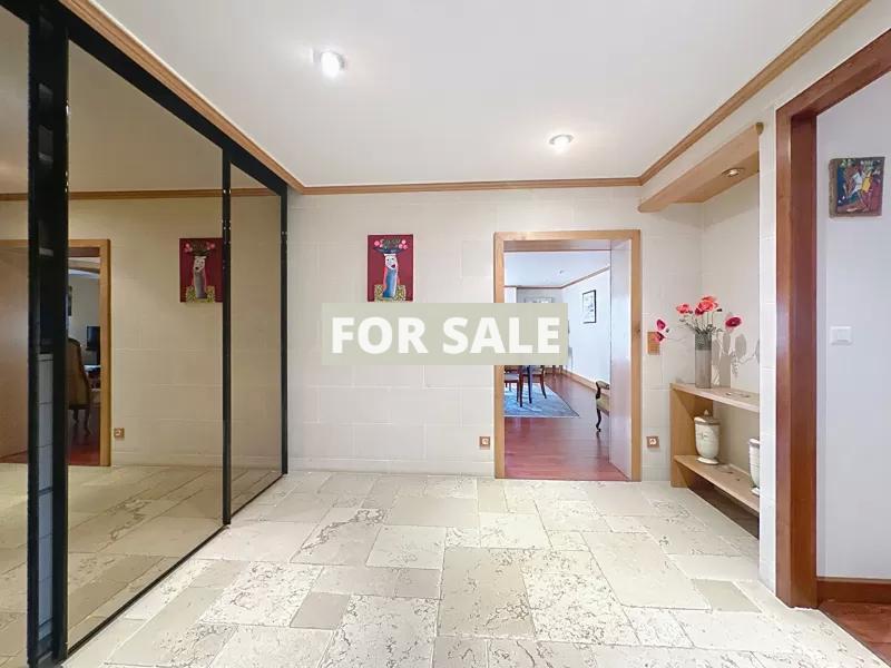 Very Impressive Detached House with Many Features