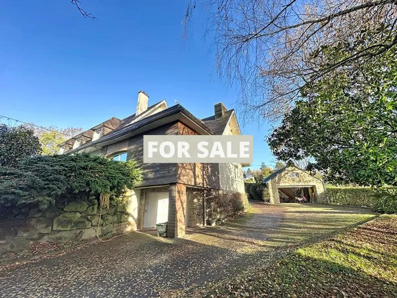 Very Impressive Detached House with Many Features