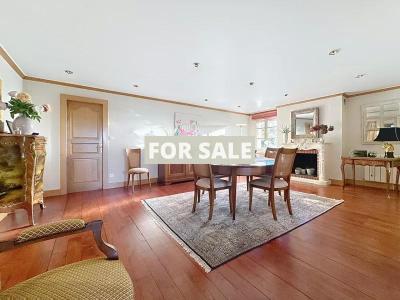 Very Impressive Detached House with Many Features