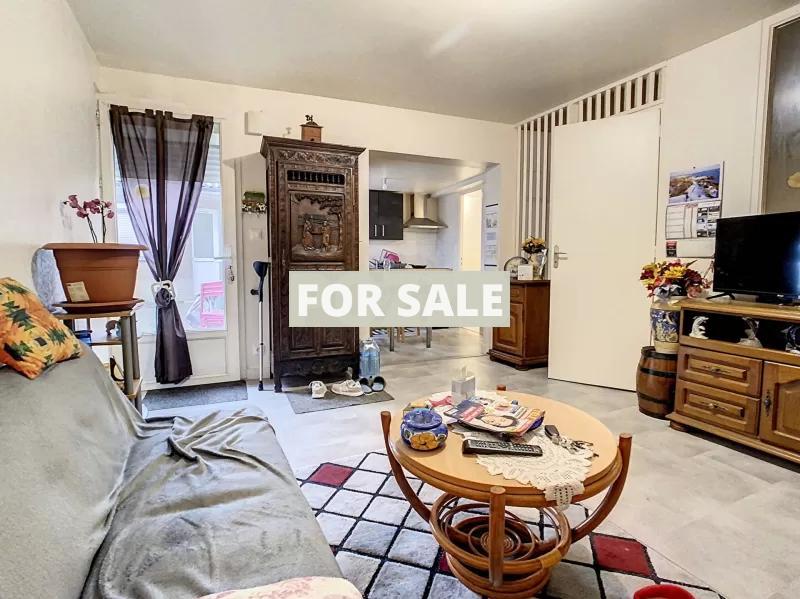 Large House Divided into Apartments with Garden