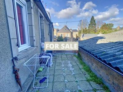 Large House Divided into Apartments with Garden