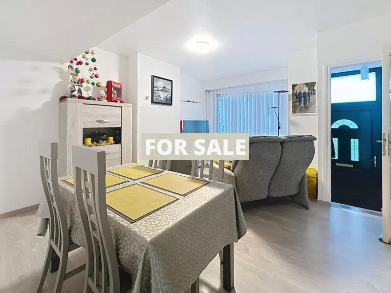 Town House Close to the Coast