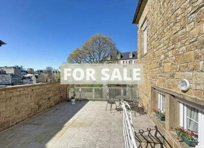 Town House With Courtyard